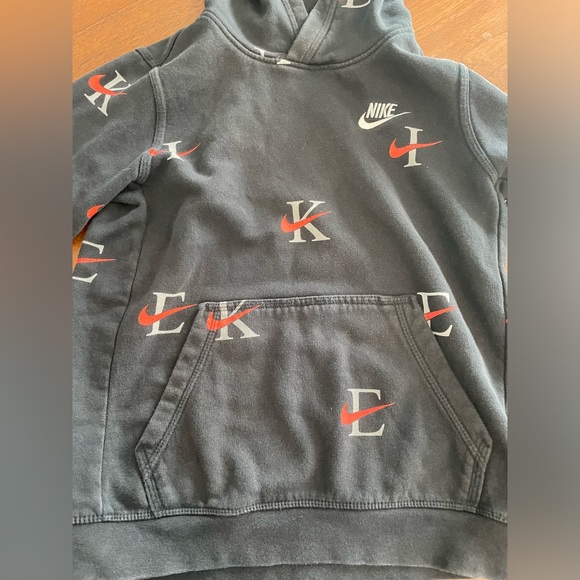 Nike logo with swoosh boys hoodie in black SZ M - Picture 3 of 5